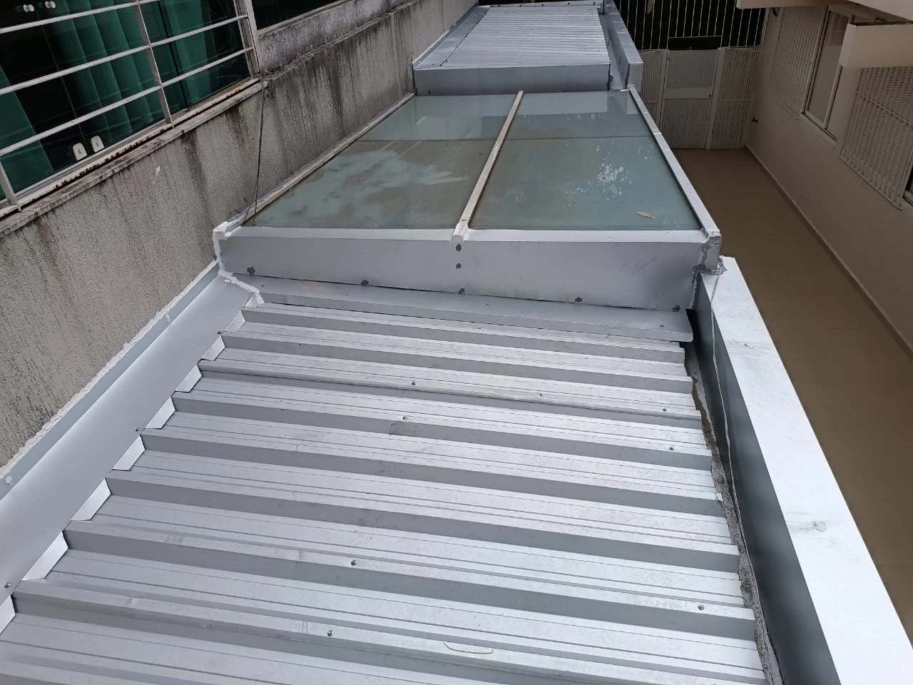 Construção de telhados com design moderno