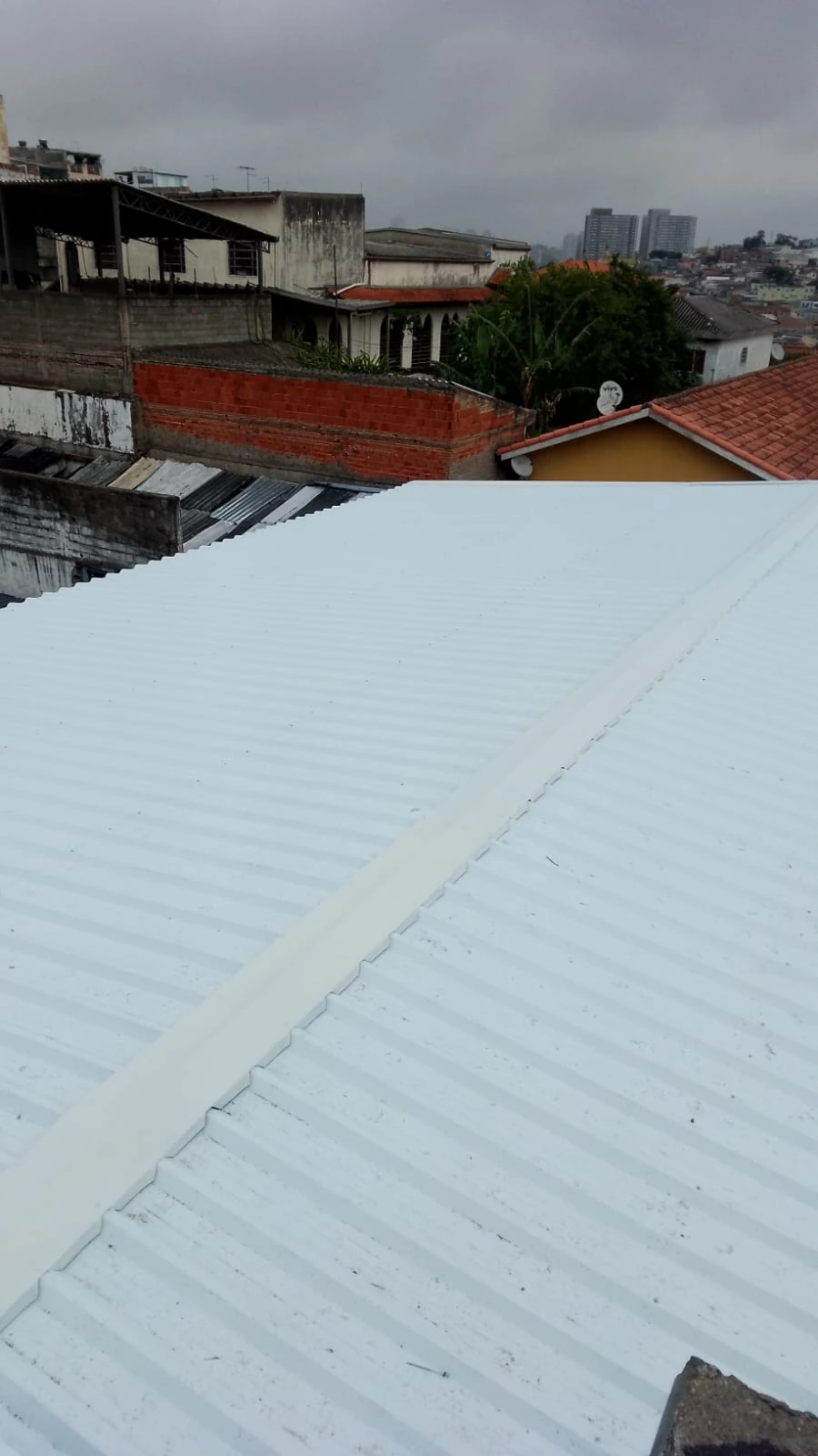 Execução de telhado embutido