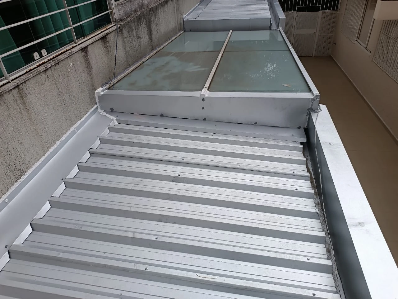 Serviços de telhados na Zona Oeste